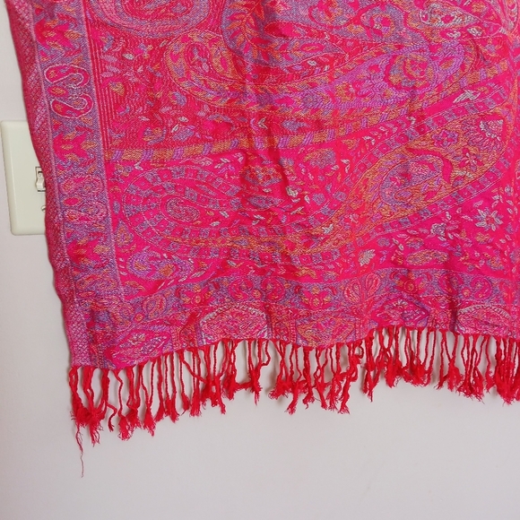 Red Paisley Bohemian Festival Fringe Scarf Shawl 27"X59" - Picture 10 of 10